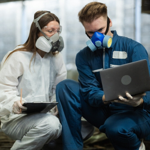 Travail en zone contaminée – Prévention du risque chimique et amiante